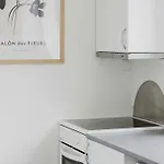 Expat Stylish Long Term Flat Appartement